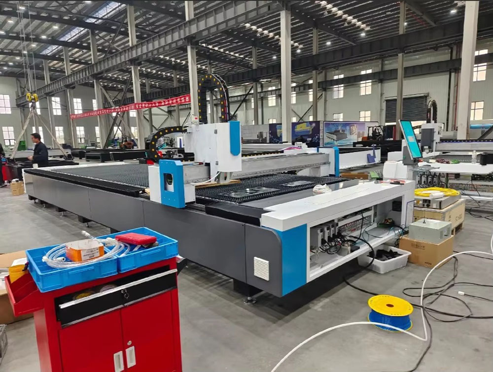 Industrial 3000W CNC Fiber Las - огляд і ціна Industrial Laser Cutters